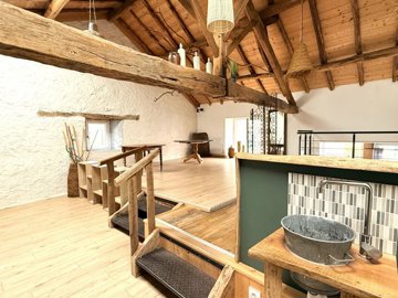 e9cb1bbe9e1c32509cc2a3299c03fd483297ee0bba192