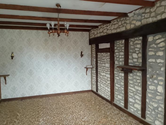 Image No.7-2 Bed Village House for sale