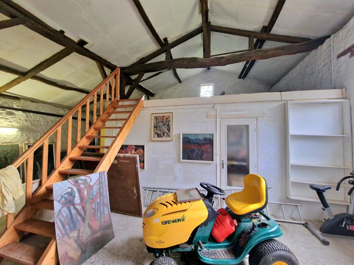 Image No.12-4 Bed House for sale