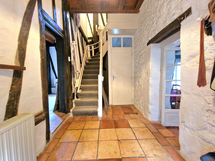 Image No.14-4 Bed House for sale