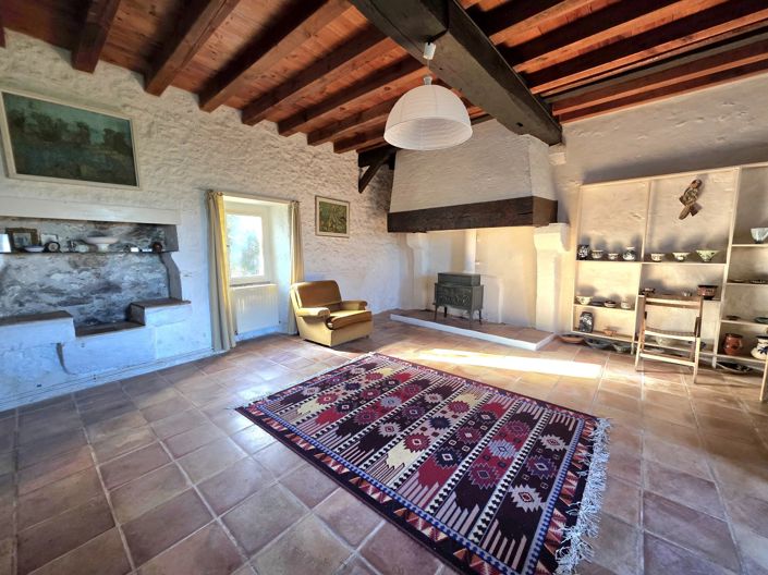 Image No.3-4 Bed House for sale