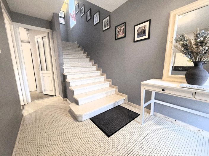 Image No.13-4 Bed House for sale