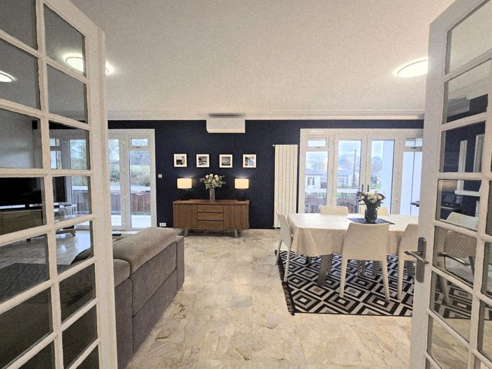 Image No.8-4 Bed House for sale