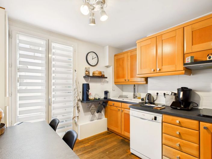 Image No.3-2 Bed Property for sale