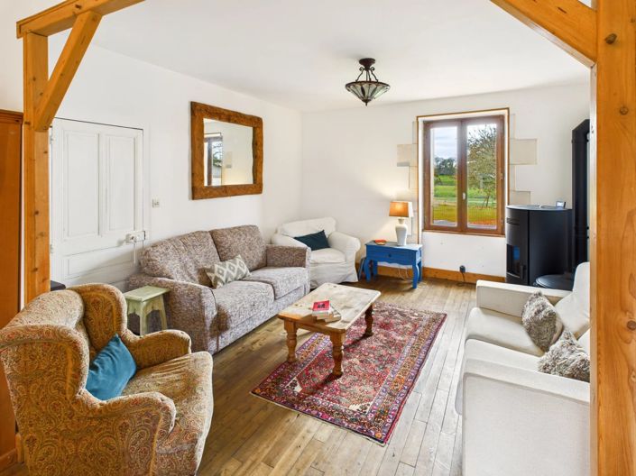 Image No.3-4 Bed Village House for sale