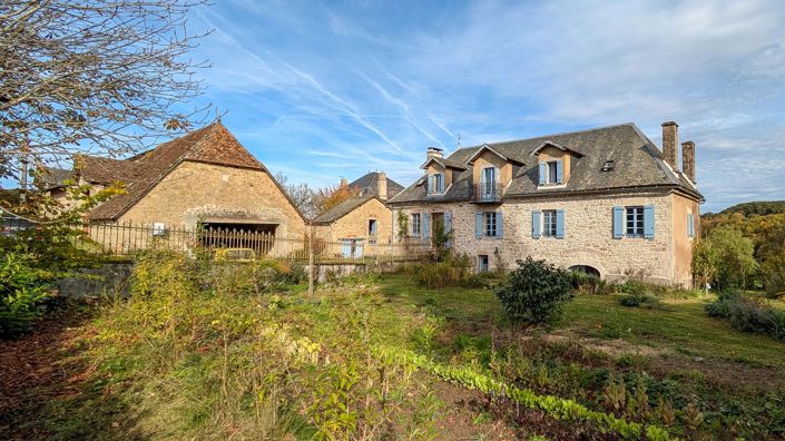 Image No.2-4 Bed House for sale