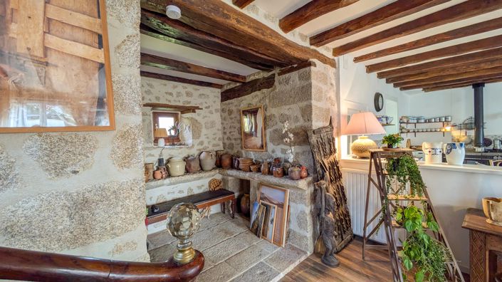 Image No.8-4 Bed Village House for sale