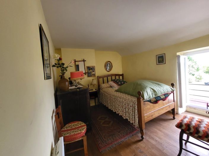 Image No.9-4 Bed House for sale