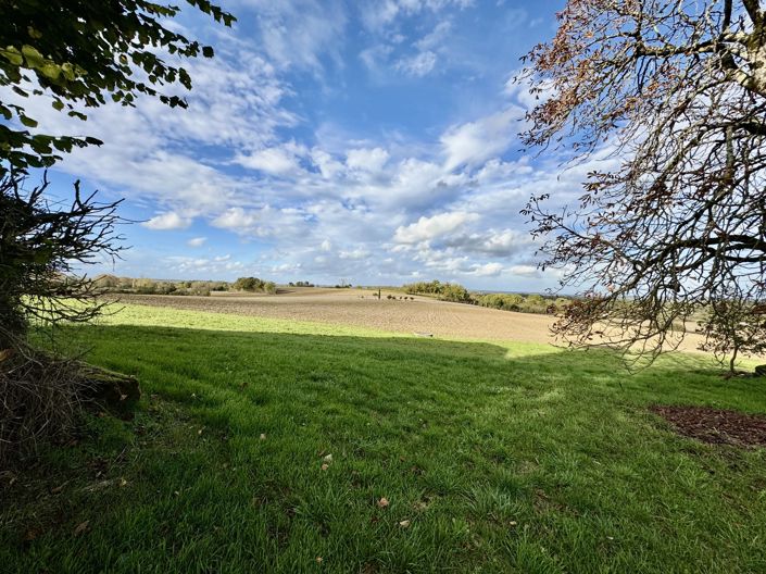 Image No.10-2 Bed House for sale