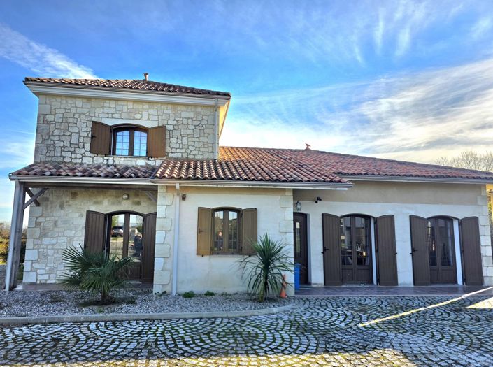 Image No.15-3 Bed House for sale