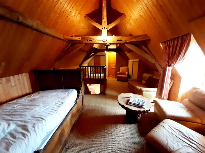 Image No.14-4 Bed House for sale