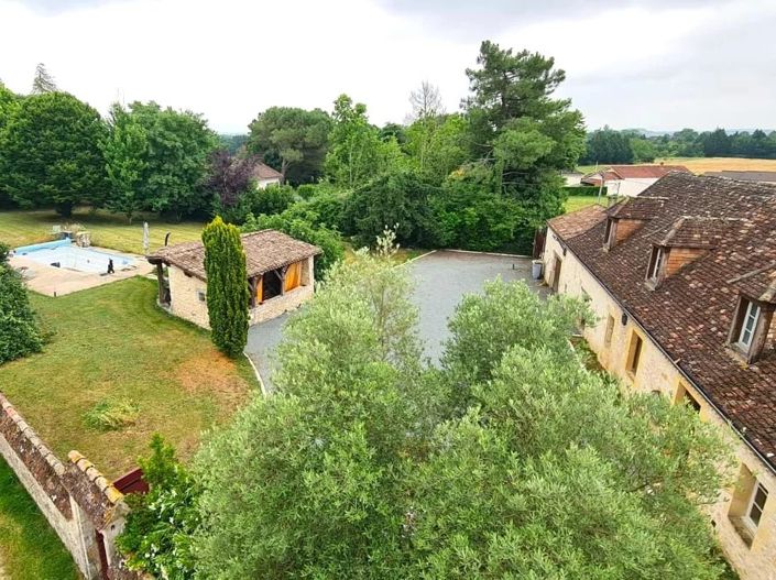 Image No.2-4 Bed House for sale