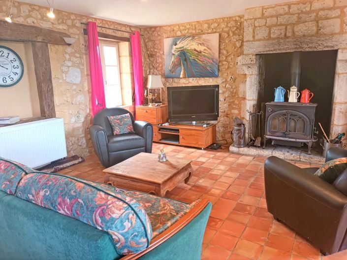 Image No.3-4 Bed House for sale