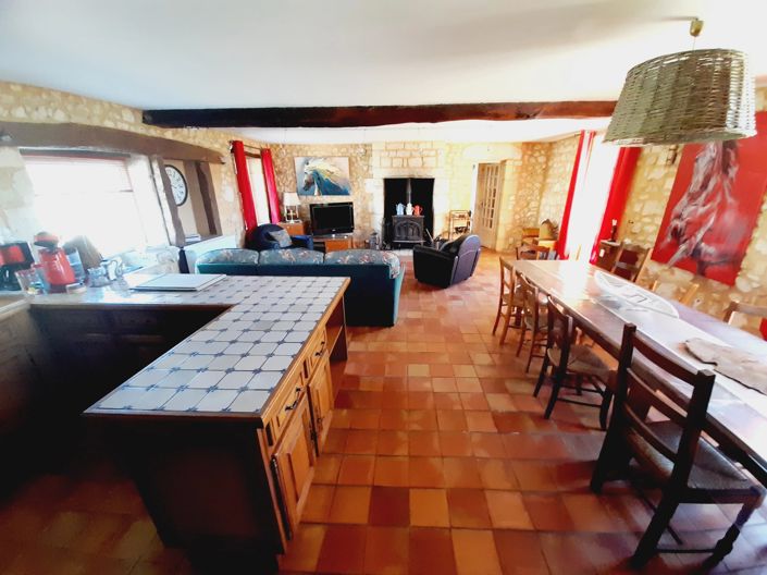 Image No.3-4 Bed House for sale