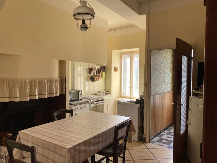 Image No.3-4 Bed House for sale