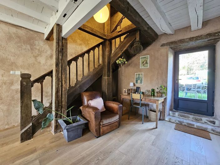 Image No.8-2 Bed House for sale