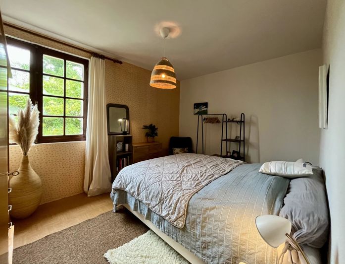 Image No.10-3 Bed House for sale