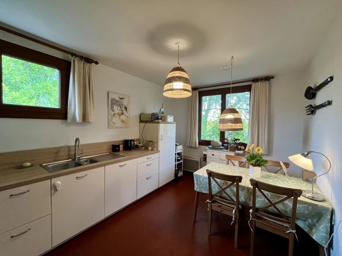 Image No.3-3 Bed House for sale