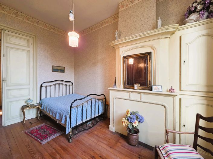 Image No.12-5 Bed House for sale