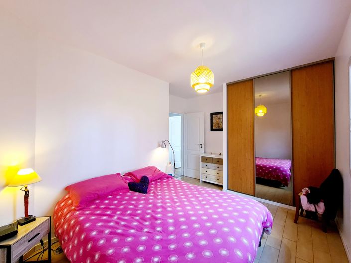 Image No.5-4 Bed House for sale