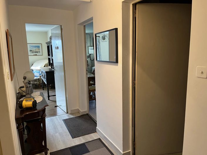 Image No.10-4 Bed House for sale