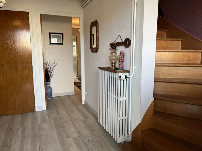 Image No.6-4 Bed House for sale