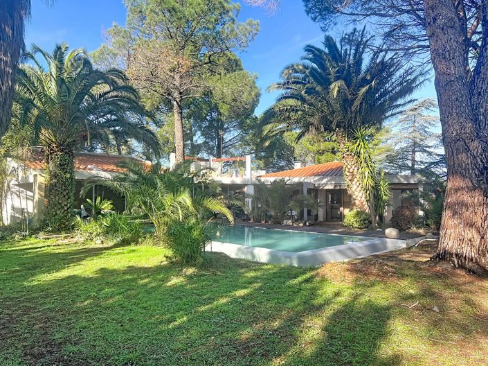 Image No.3-3 Bed House for sale