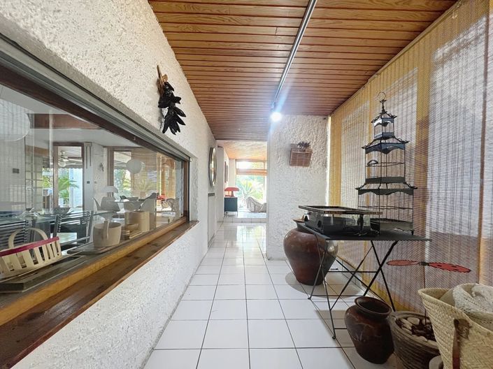 Image No.9-3 Bed House for sale