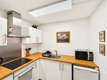 c3cc3f4e22789fb408b207dcb1817dc18a7aff23a4192