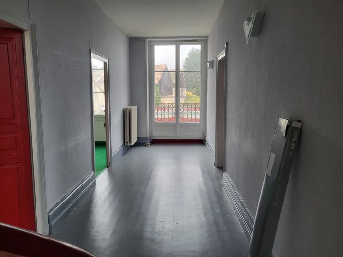 Image No.11-3 Bed House for sale