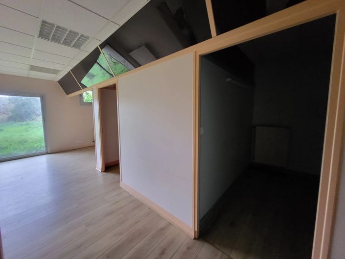 Image No.9-3 Bed House for sale