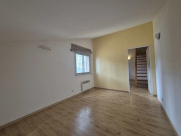 398918db73103a2661795aaf7bd622e7f1348aa874192