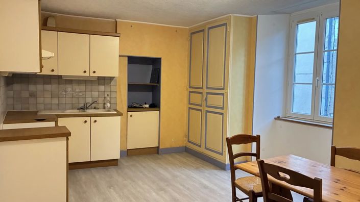 Image No.2-2 Bed House for sale