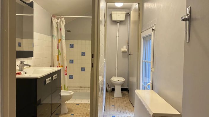 Image No.8-2 Bed House for sale