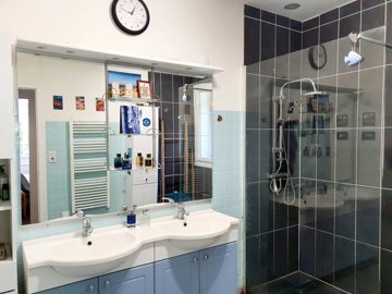 800e7a1d3b4e73fd8d0169e8691cee1965e5ceda6a403