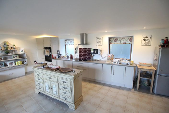 Image No.4-4 Bed House for sale