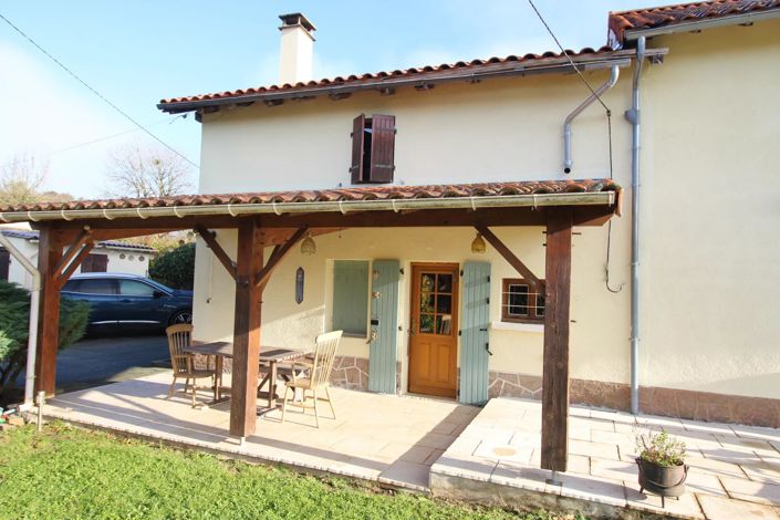 Image No.8-4 Bed House for sale