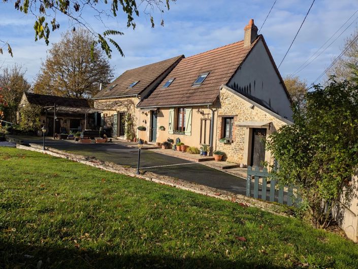 Image No.1-3 Bed Village House for sale