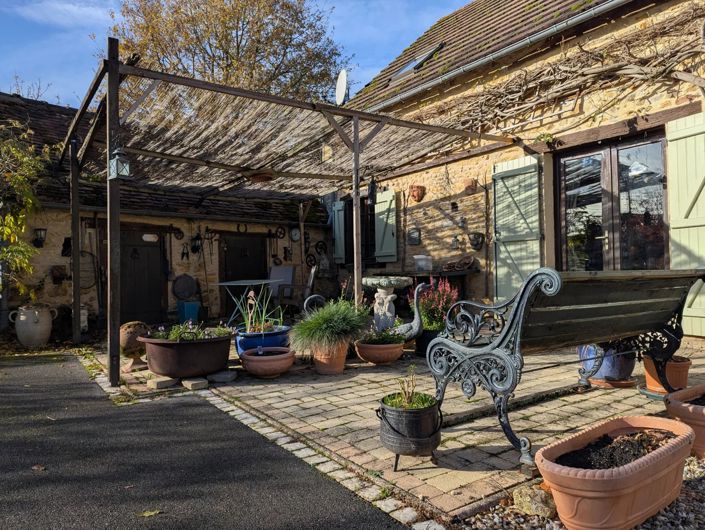 Image No.2-3 Bed Village House for sale