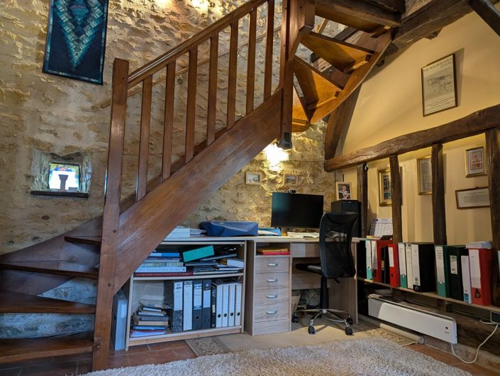 Image No.8-3 Bed Village House for sale