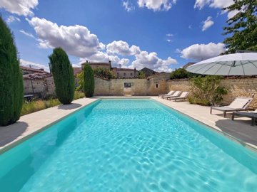 8c5402dc6d0865dede675eea0355c61f3ee9ecda16192