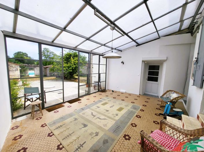 Image No.5-6 Bed Village House for sale