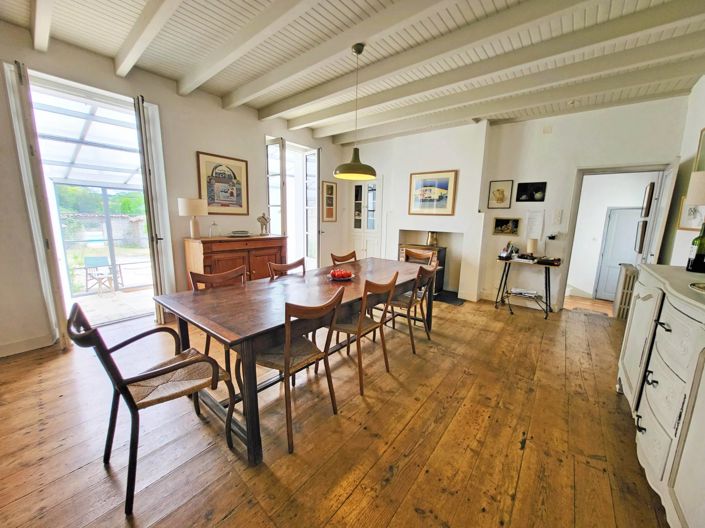 Image No.10-6 Bed Village House for sale