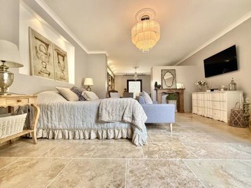 7a4e1929fe45f55773e4ac1388f0fd15676f56b28d192