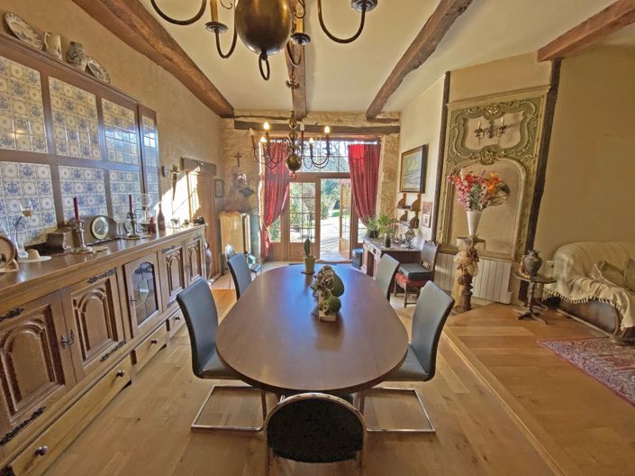 Image No.3-5 Bed House for sale