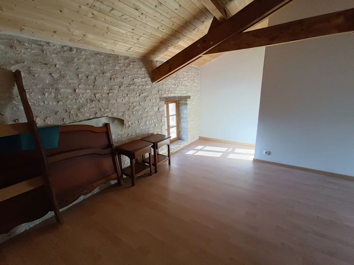 Image No.10-Maison de village de 3 chambres à vendre à Rom