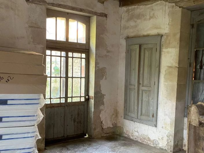 Image No.5-5 Bed House for sale