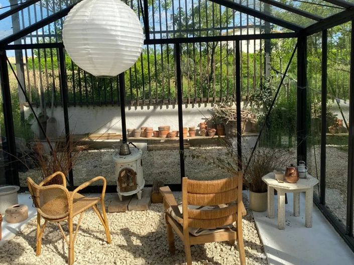 Image No.6-5 Bed House for sale