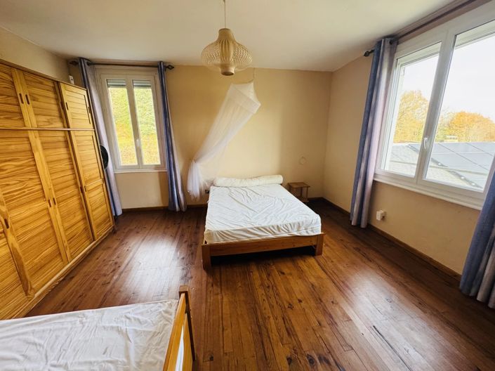 Image No.13-5 Bed House for sale