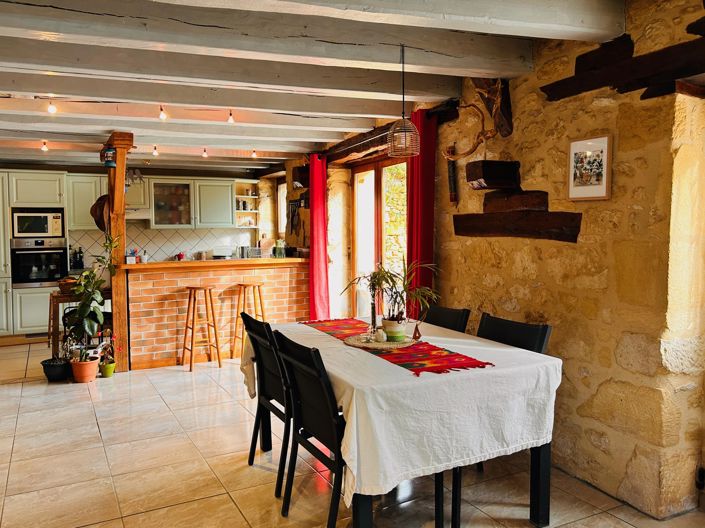 Image No.5-Maison de 2 chambres à vendre à Gourdon